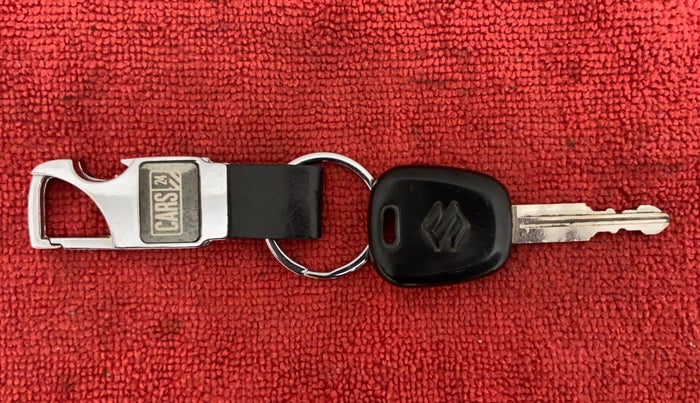 2015 Maruti Alto K10 VXI, Petrol, Manual, 36,926 km, Key Close Up