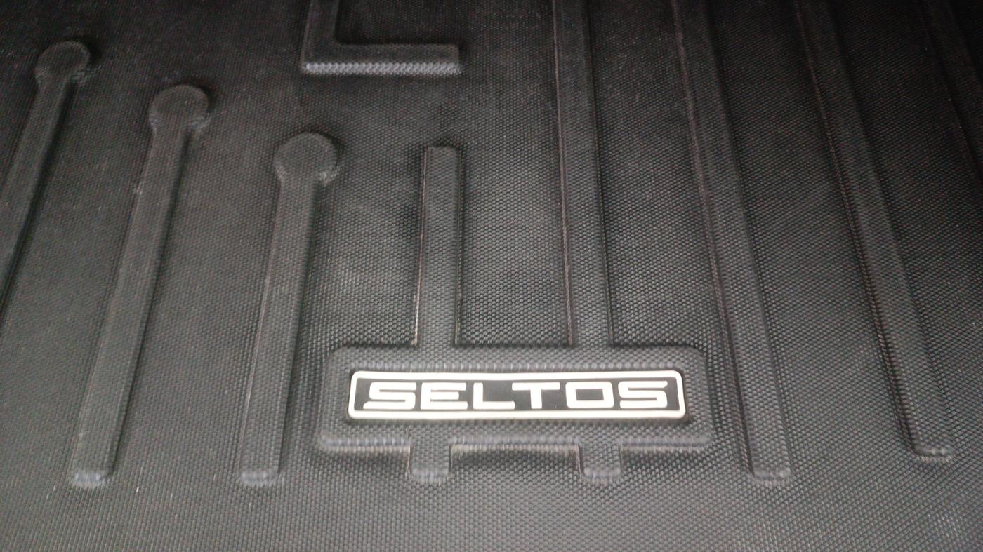 2023 KIA SELTOS HTX IVT, Petrol, Automatic, 43,354 km, Boot Inside