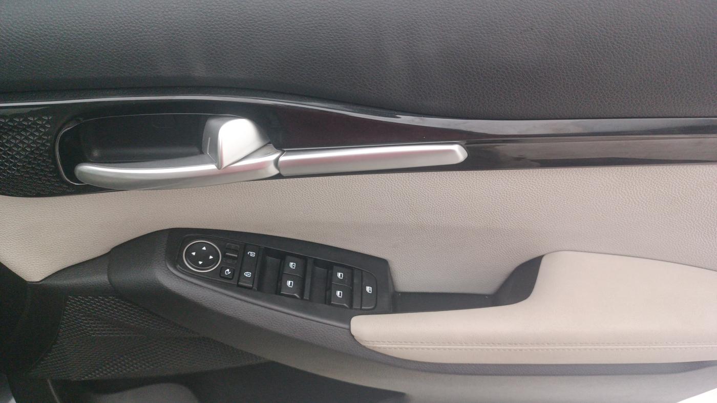 2023 KIA SELTOS HTX IVT, Petrol, Automatic, 43,354 km, Driver Side Door Panels Control
