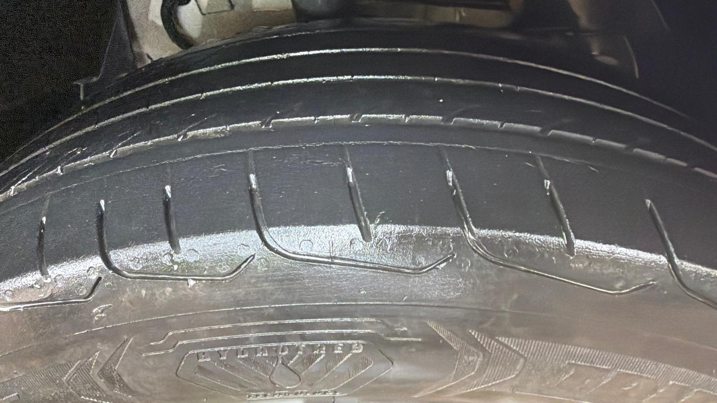 2025 Tata Curvv Pure Plus S 1.2 Petrol 6MT, Petrol, Manual, 18,581 km, Right Front Tyre Tread