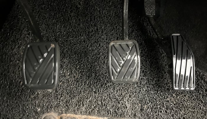 2019 Maruti Swift LXI, Petrol, Manual, 58,823 km, Pedals