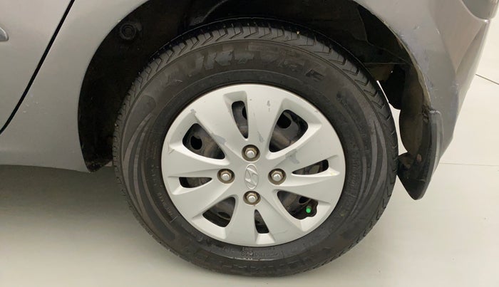2013 Hyundai i10 MAGNA 1.2, Petrol, Manual, 65,536 km, Left Rear Wheel