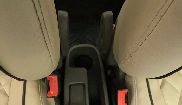2013 Hyundai i10 MAGNA 1.2, Petrol, Manual, 65,536 km, Driver Side Adjustment Panel