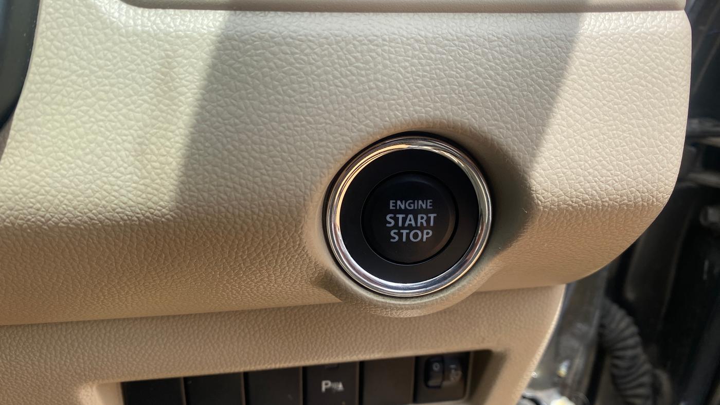 2018 Maruti Dzire ZXI PLUS AMT, Petrol, Automatic, 1,01,772 km, Keyless Start/ Stop Button