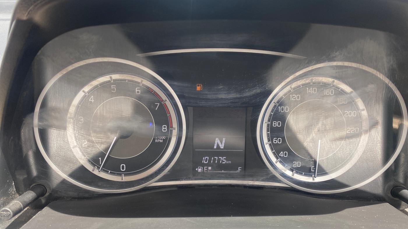2018 Maruti Dzire ZXI PLUS AMT, Petrol, Automatic, 1,01,772 km, Odometer Image