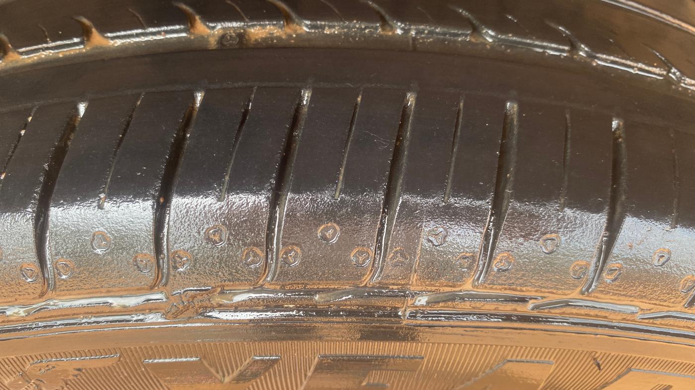 2018 Maruti Dzire ZXI PLUS AMT, Petrol, Automatic, 1,01,772 km, Right Rear Tyre Tread