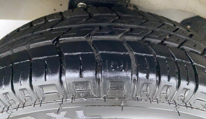 2020 Maruti Eeco 5 STR WITH AC PLUSHTR, Petrol, Manual, 3,238 km, Left Front Tyre Tread
