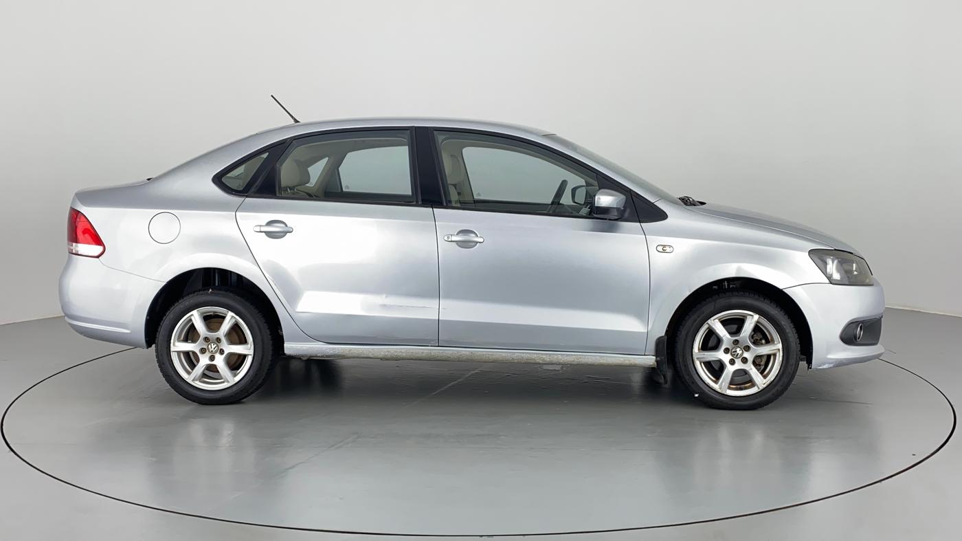 2013 Volkswagen Vento HIGHLINE PETROL AT, Petrol, Automatic, 67,882 km, Right Side View