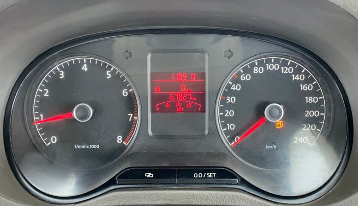 2013 Volkswagen Vento HIGHLINE PETROL AT, Petrol, Automatic, 67,882 km, Odometer Image