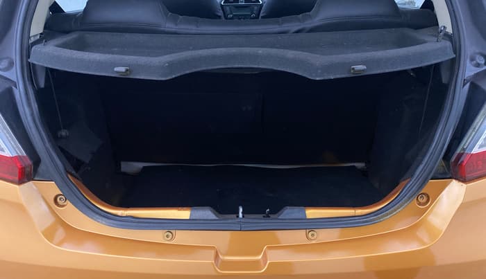 2017 Tata Tiago XZ PETROL, Petrol, Manual, 41,279 km, Boot Inside