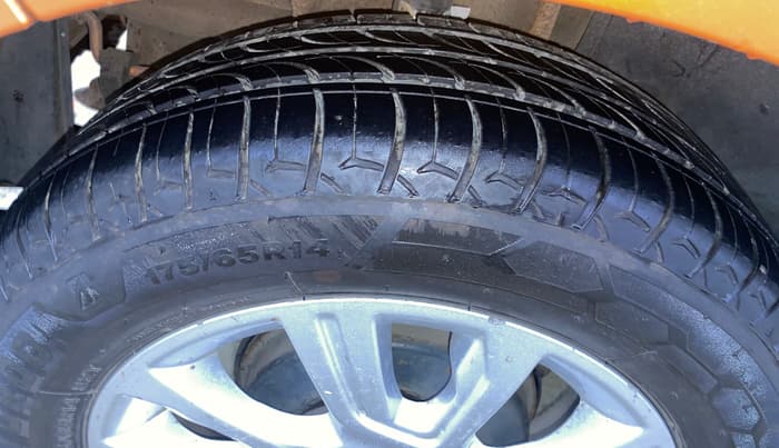 2017 Tata Tiago XZ PETROL, Petrol, Manual, 41,279 km, Right Rear Tyre Tread