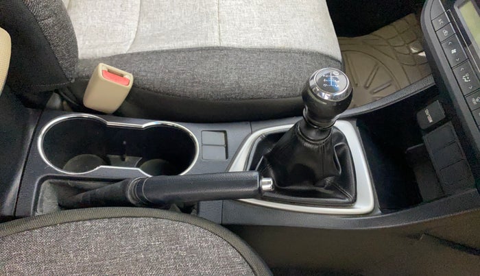 2014 Toyota Corolla Altis G PETROL, Petrol, Manual, 1,03,843 km, Gear Lever