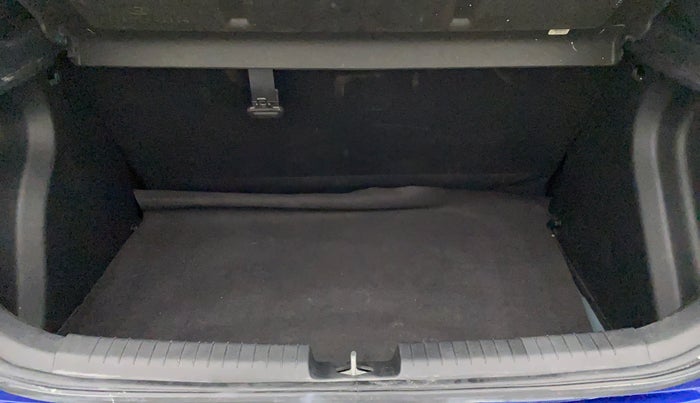 2016 Hyundai Elite i20 MAGNA 1.2, Petrol, Manual, 56,991 km, Boot Inside