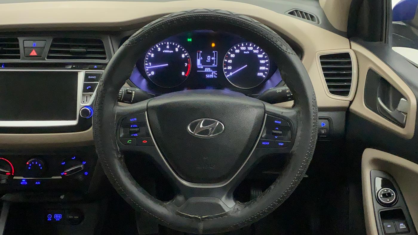 2016 Hyundai Elite i20 MAGNA 1.2, Petrol, Manual, 56,991 km, Steering Wheel Close Up