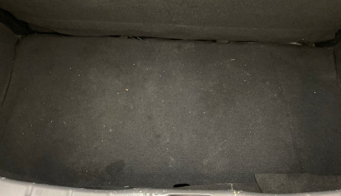 2021 Hyundai NEW SANTRO MAGNA, Petrol, Manual, 77,117 km, Boot Inside