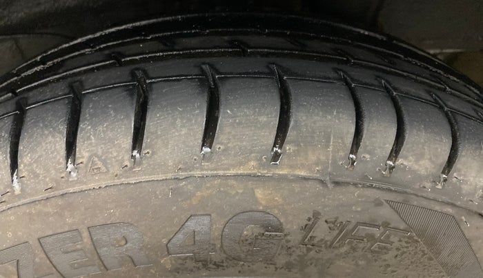 2021 Hyundai NEW SANTRO MAGNA, Petrol, Manual, 77,117 km, Left Rear Tyre Tread