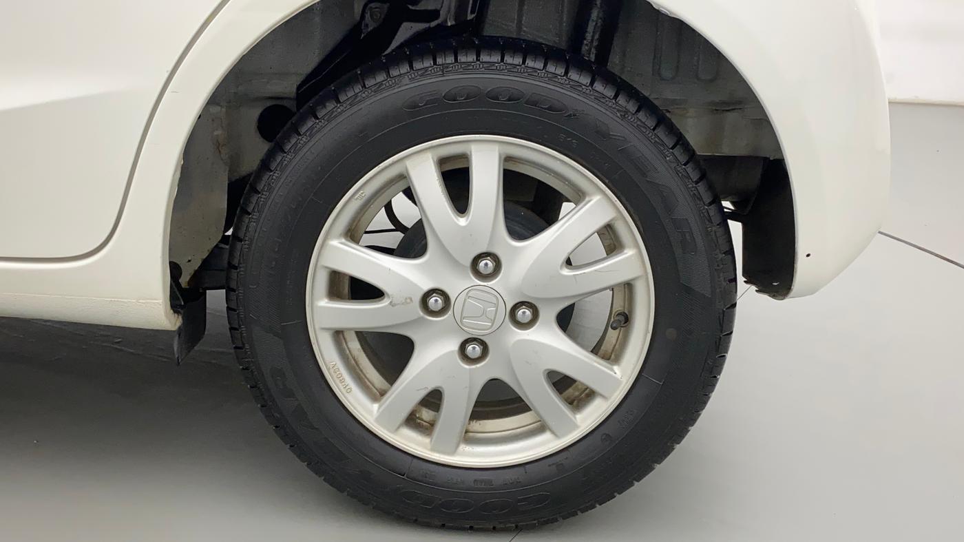 2014 Honda Brio VX AT, Petrol, Automatic, 20,952 km, Left Rear Wheel