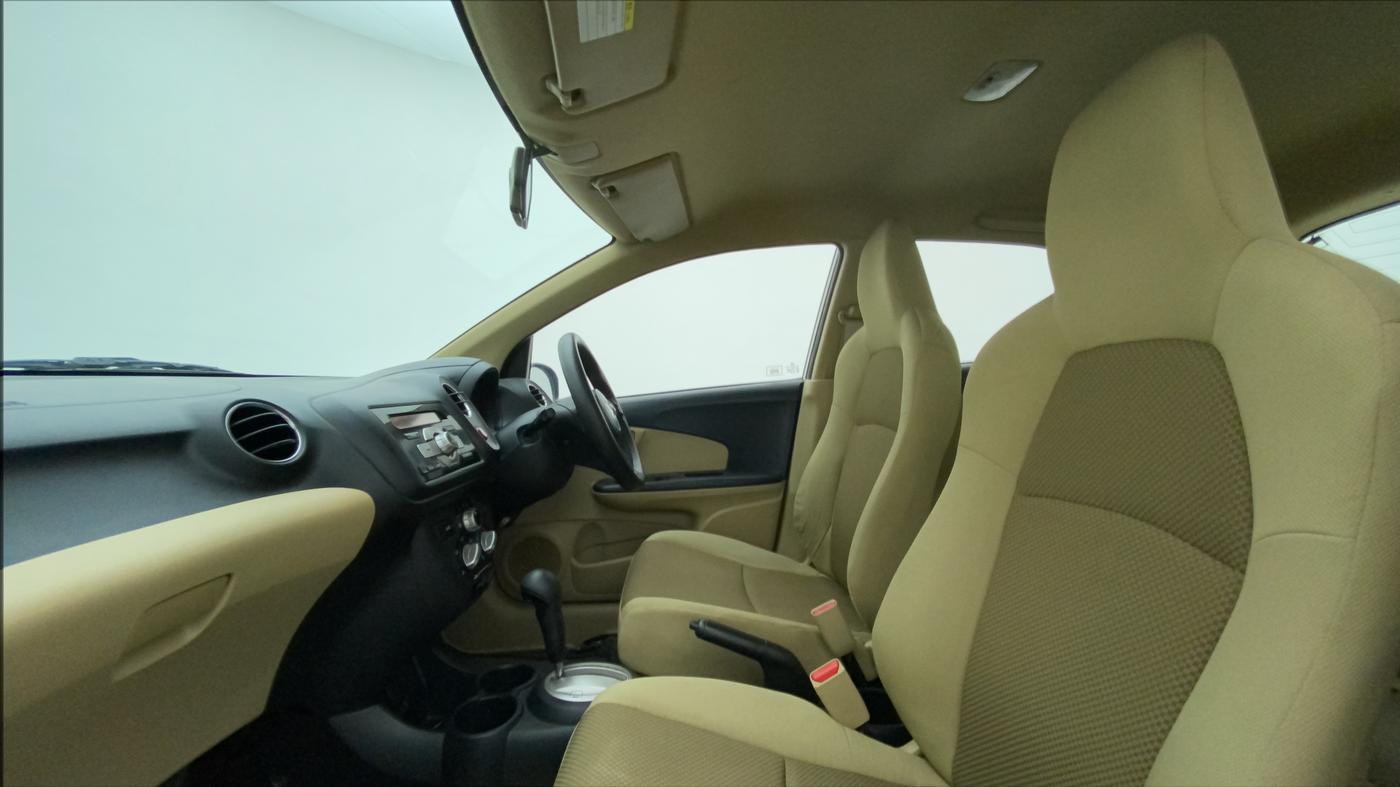 2014 Honda Brio VX AT, Petrol, Automatic, 20,952 km, Right Side Front Door Cabin