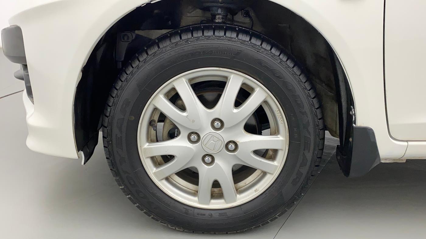 2014 Honda Brio VX AT, Petrol, Automatic, 20,952 km, Left Front Wheel