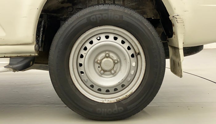 2015 Mahindra Scorpio S4, Diesel, Manual, 70,517 km, Left Rear Wheel