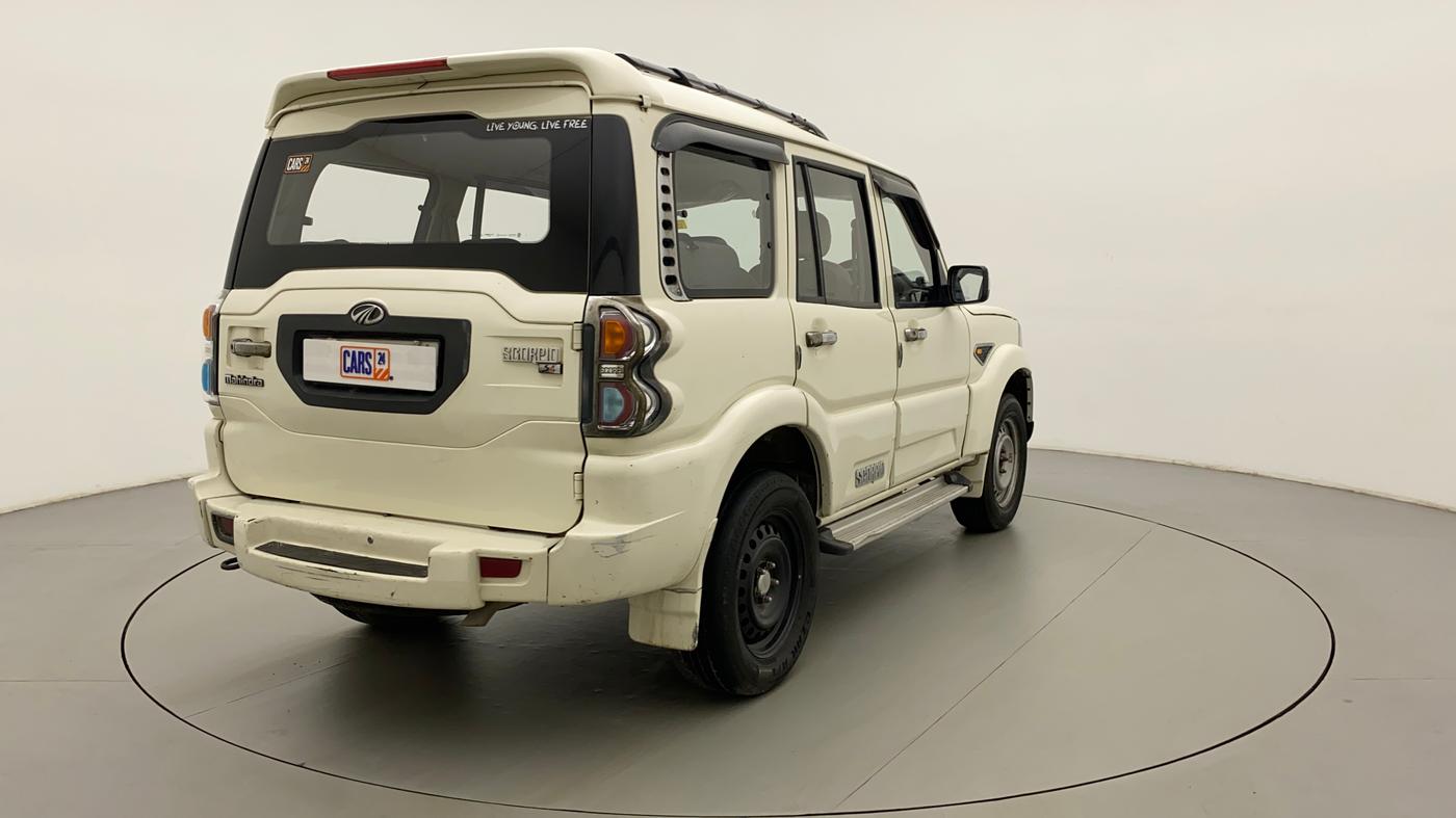 2015 Mahindra Scorpio S4, Diesel, Manual, 70,517 km, Right Back Diagonal