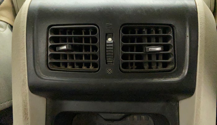 2015 Mahindra Scorpio S4, Diesel, Manual, 70,517 km, Rear AC Vents