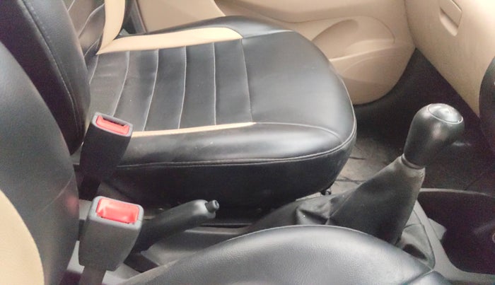 2015 Hyundai Eon MAGNA +, Petrol, Manual, 25,027 km, Gear Lever