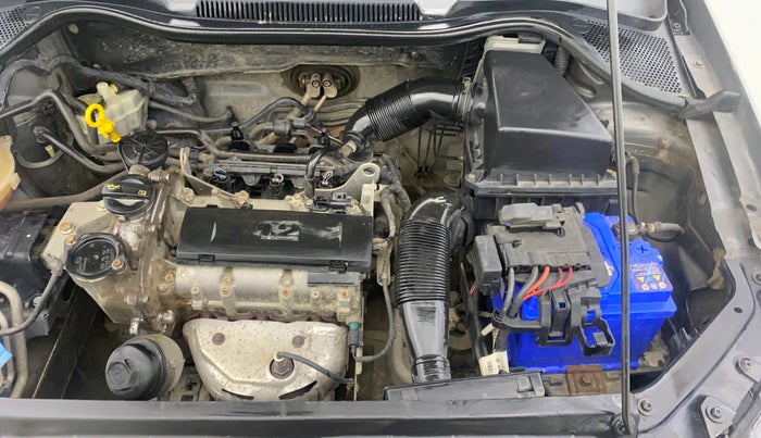 2014 Volkswagen Polo HIGHLINE1.2L, Petrol, Manual, 57,846 km, Engine View - Left