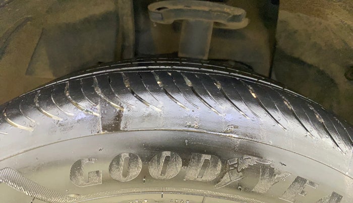 2022 Tata NEXON XZ PLUS PETROL KAZIRANGA, Petrol, Manual, 77,048 km, Left Front Tyre Tread