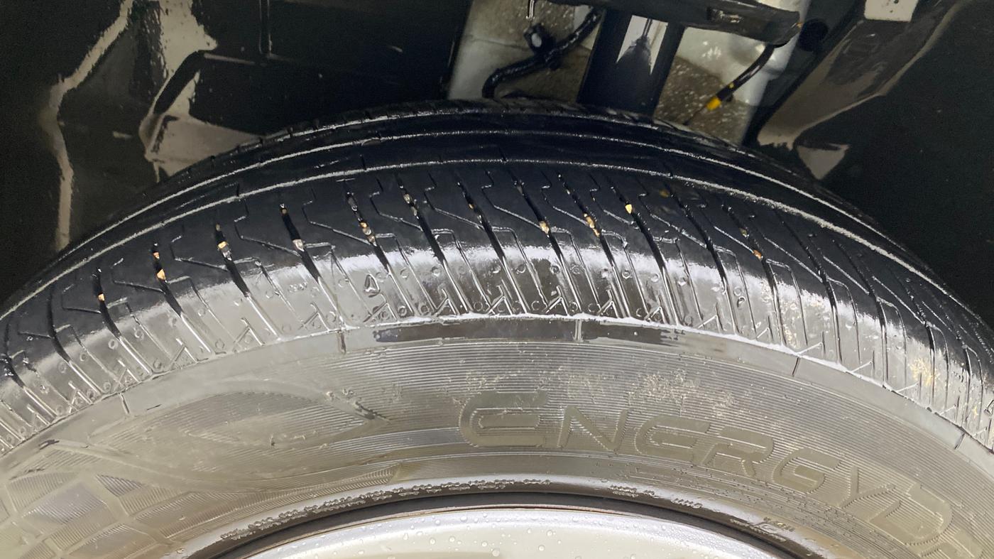 2025 Tata PUNCH Adventure Plus AMT, Petrol, Automatic, 22,576 km, Left Front Tyre Tread