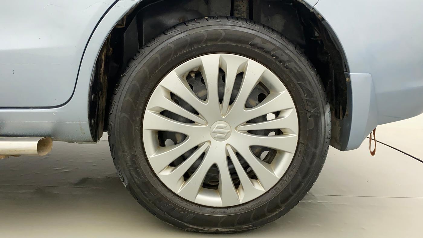 2014 Maruti Ertiga VXI, Petrol, Manual, 35,843 km, Left Rear Wheel