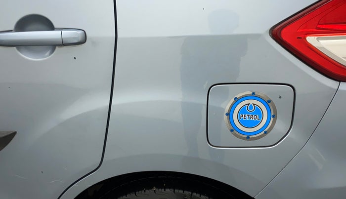2014 Maruti Ertiga VXI, Petrol, Manual, 35,843 km, Left quarter panel - Minor scratches