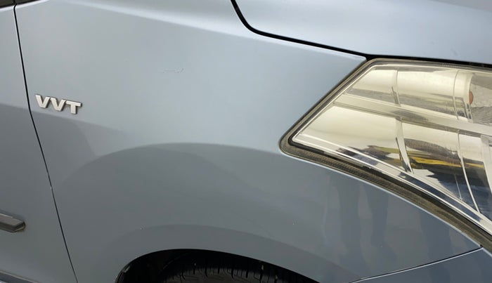 2014 Maruti Ertiga VXI, Petrol, Manual, 35,843 km, Right fender - Minor scratches