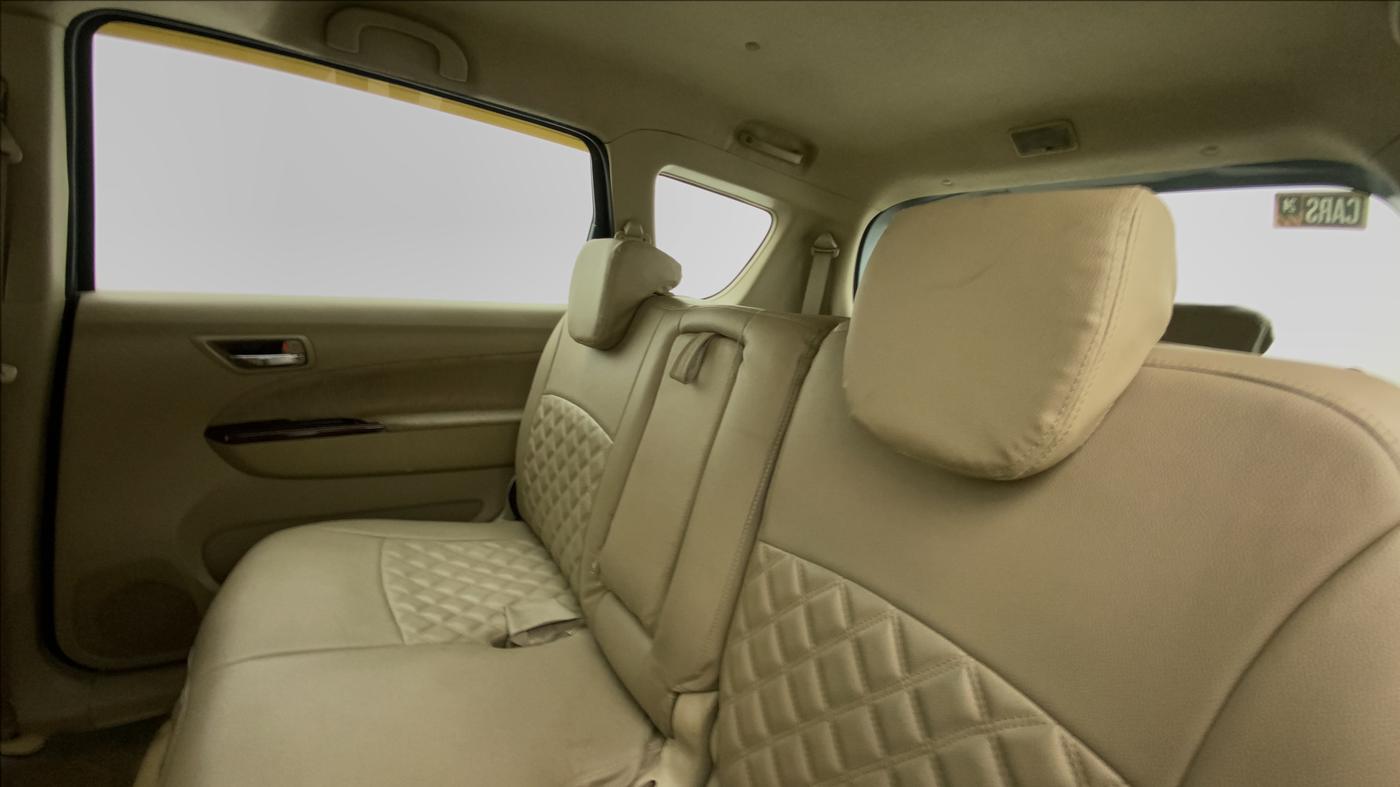 2014 Maruti Ertiga VXI, Petrol, Manual, 35,843 km, Right Side Rear Door Cabin