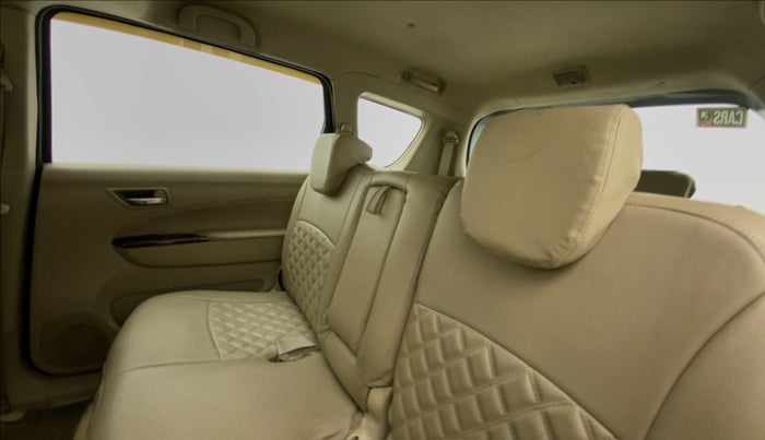 2014 Maruti Ertiga VXI, Petrol, Manual, 35,843 km, Right Side Rear Door Cabin