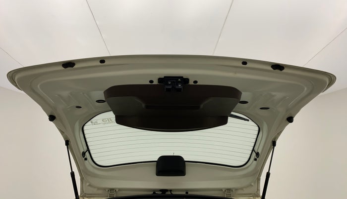 2018 Renault Duster RXS 85 PS, Diesel, Manual, 30,824 km, Boot Door Open