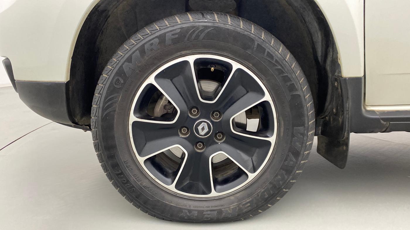 2018 Renault Duster RXS 85 PS, Diesel, Manual, 30,824 km, Left Front Wheel