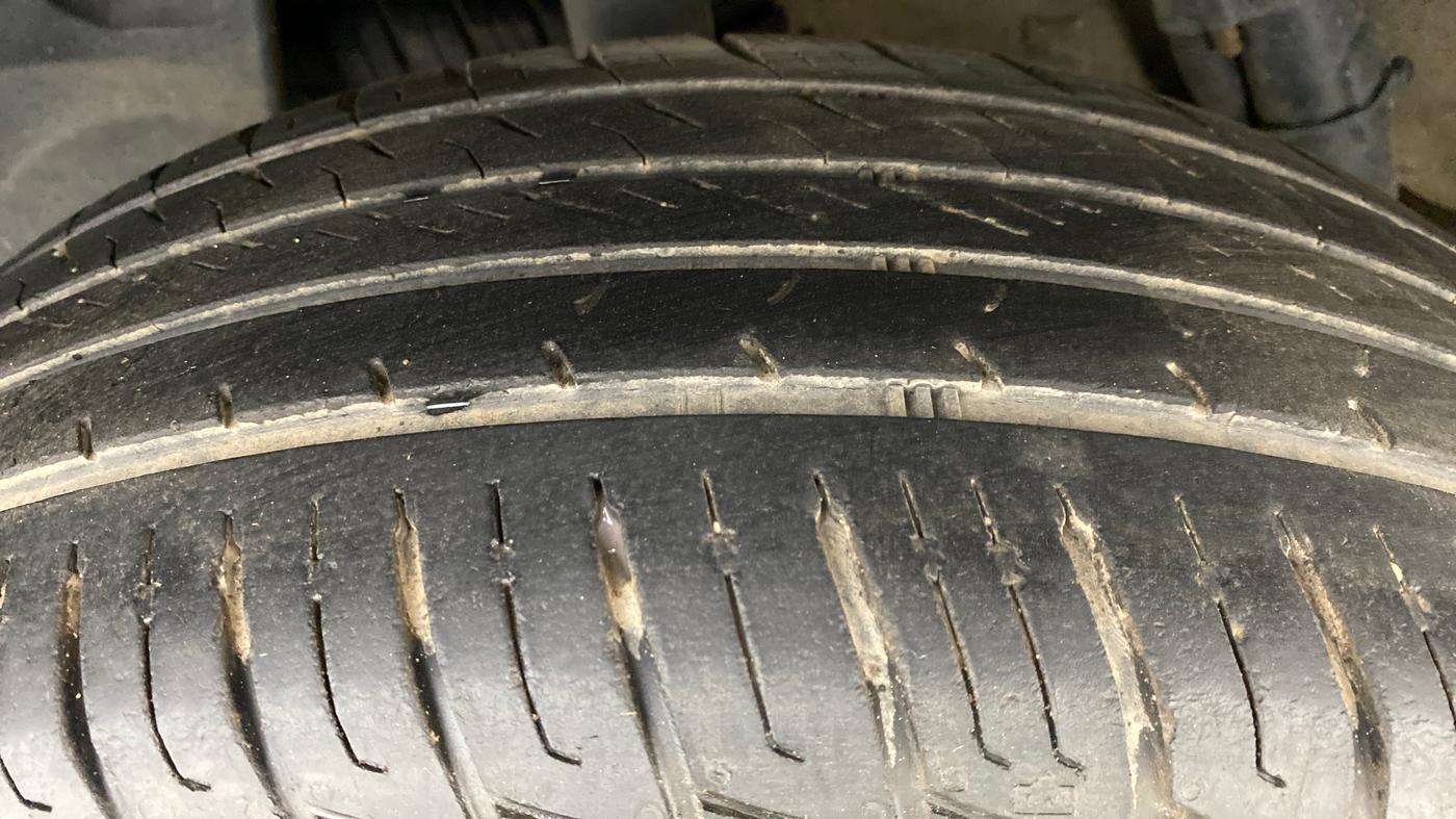 2018 Renault Duster RXS 85 PS, Diesel, Manual, 30,824 km, Right Rear Tyre Tread