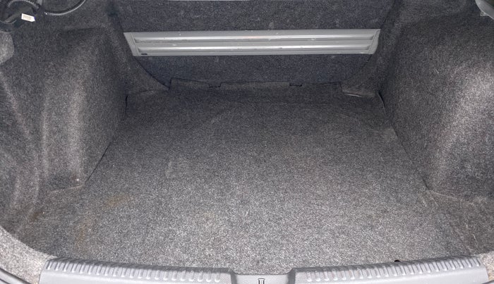 2017 Volkswagen Vento HIGHLINE TDI AT, Diesel, Automatic, 96,740 km, Boot Inside