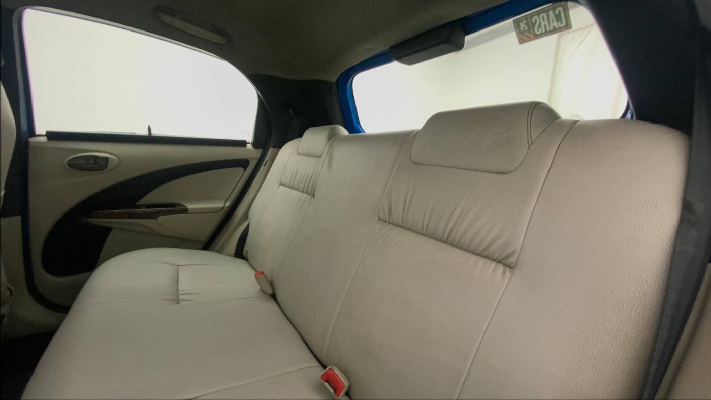 2011 Toyota Etios Liva G, Petrol, Manual, 74,374 km, Right Side Rear Door Cabin