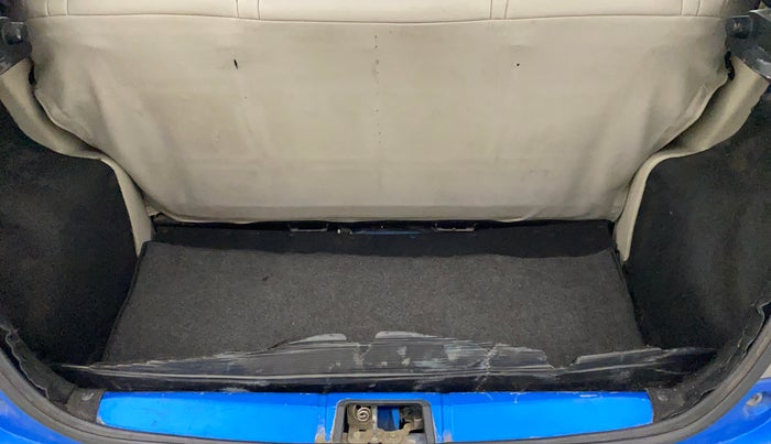 2011 Toyota Etios Liva G, Petrol, Manual, 74,374 km, Boot Inside