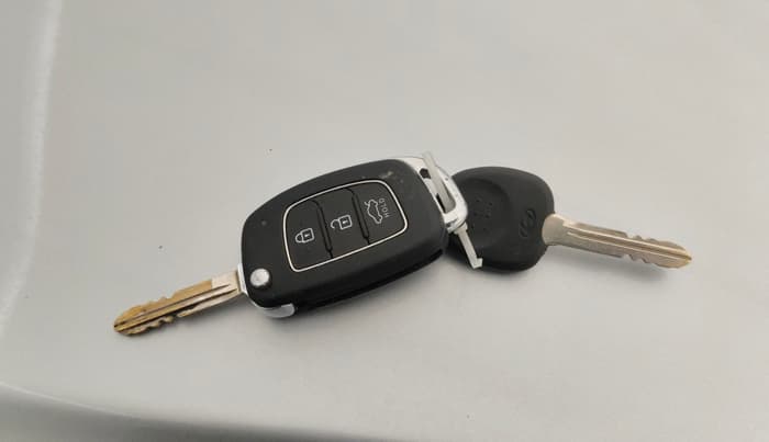 2020 Hyundai GRAND I10 NIOS SPORTZ 1.2 KAPPA VTVT, Petrol, Manual, 62,046 km, Key Close Up