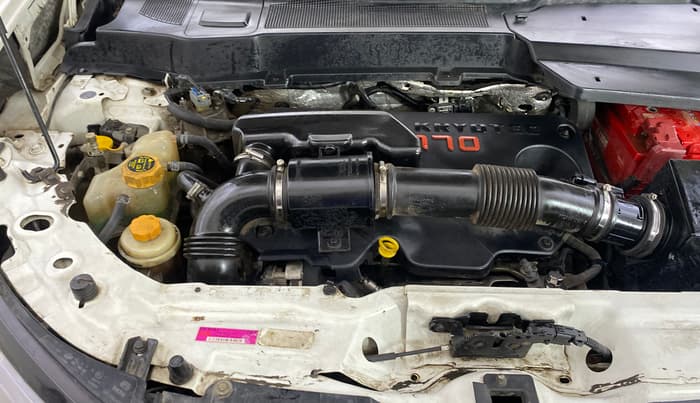 2021 Tata Harrier XZA PLUS 2.0L DUAL TONE, Diesel, Automatic, 1,20,815 km, Engine View - Right