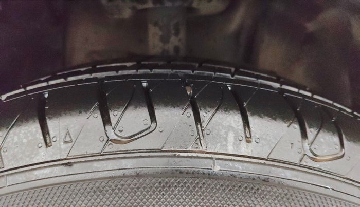 2019 Tata NEXON XZA PLUS PETROL DUAL TONE, Petrol, Automatic, 13,205 km, Right Front Tyre Tread