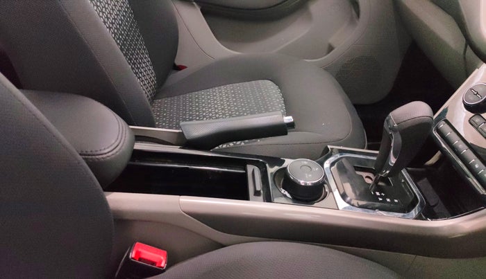 2019 Tata NEXON XZA PLUS PETROL DUAL TONE, Petrol, Automatic, 13,205 km, Gear Lever
