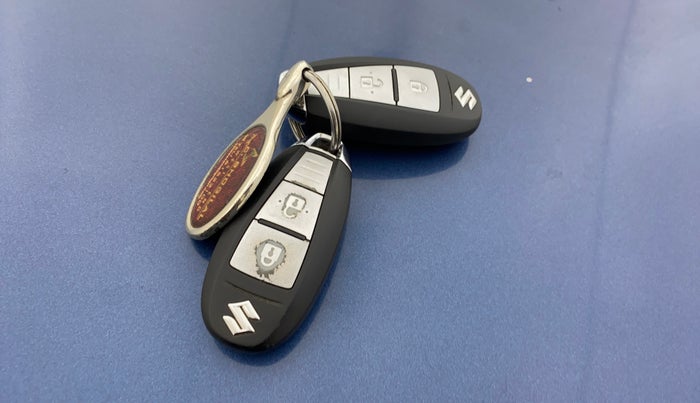 2018 Maruti Baleno ZETA PETROL 1.2, Petrol, Manual, 71,268 km, Key Close Up