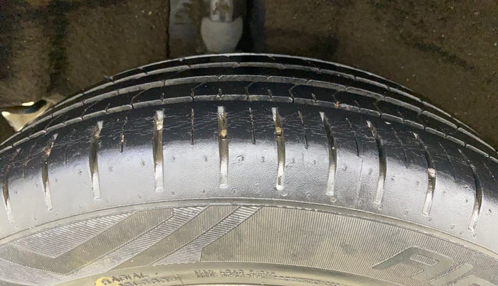 2018 Maruti Baleno ZETA PETROL 1.2, Petrol, Manual, 71,268 km, Right Rear Tyre Tread