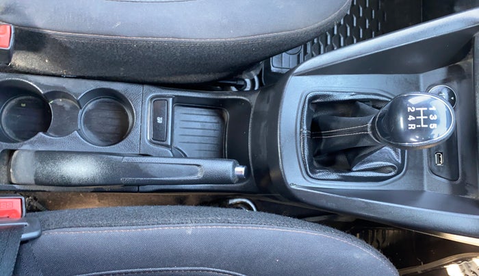 2021 Ford FREESTYLE TITANIUM 1.2 PETROL, Petrol, Manual, 9,796 km, Gear Lever