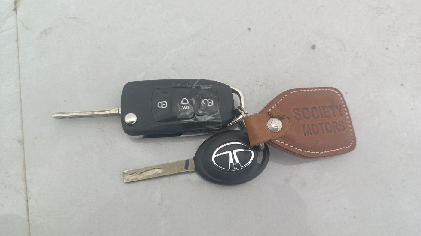 2020 Tata Tiago XT RHYTHM PETROL, Petrol, Manual, 24,433 km, Key Close Up