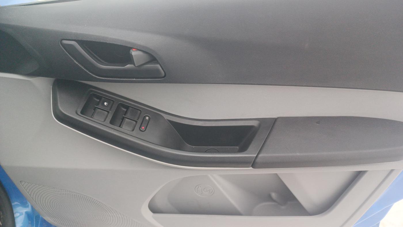 2020 Tata Tiago XT RHYTHM PETROL, Petrol, Manual, 24,433 km, Driver Side Door Panels Control